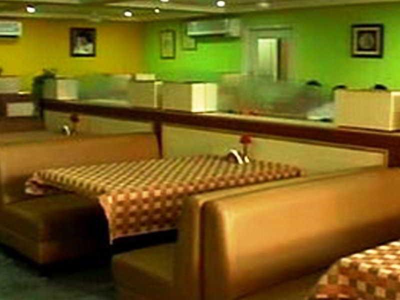Sai Towers Hotel Puttaparthi Exterior photo