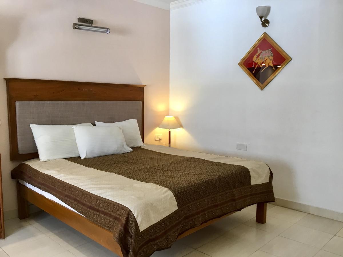 Sai Towers Hotel Puttaparthi Exterior photo